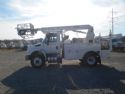 2017 Versalift VTP-40 / International 4300 4x2