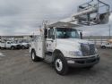 2017 Versalift VTP-40 / International 4300 4X2
