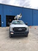2017 Versalift SST-40-EIH-01 / Ford XL F550 4x2